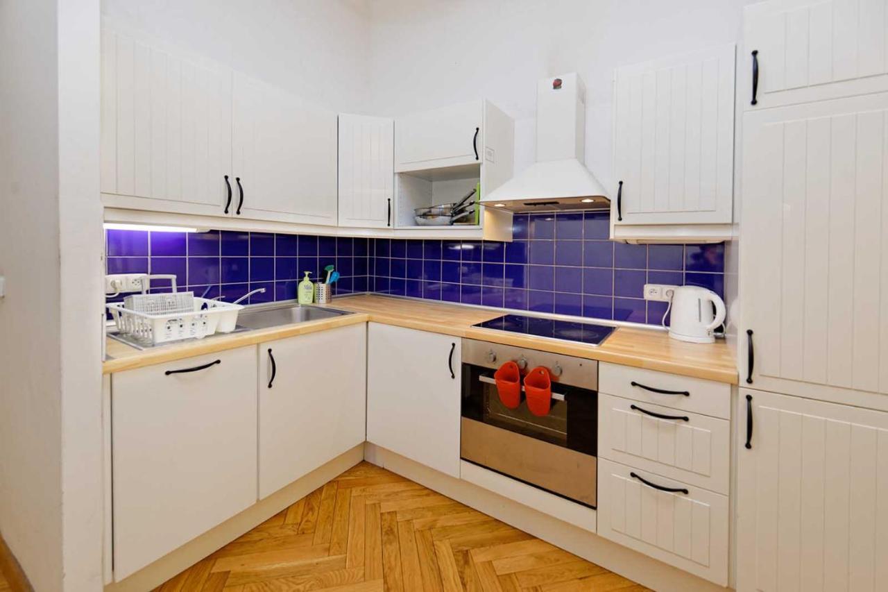 Jiriho Z Podebrad Apartments Prag Eksteriør billede