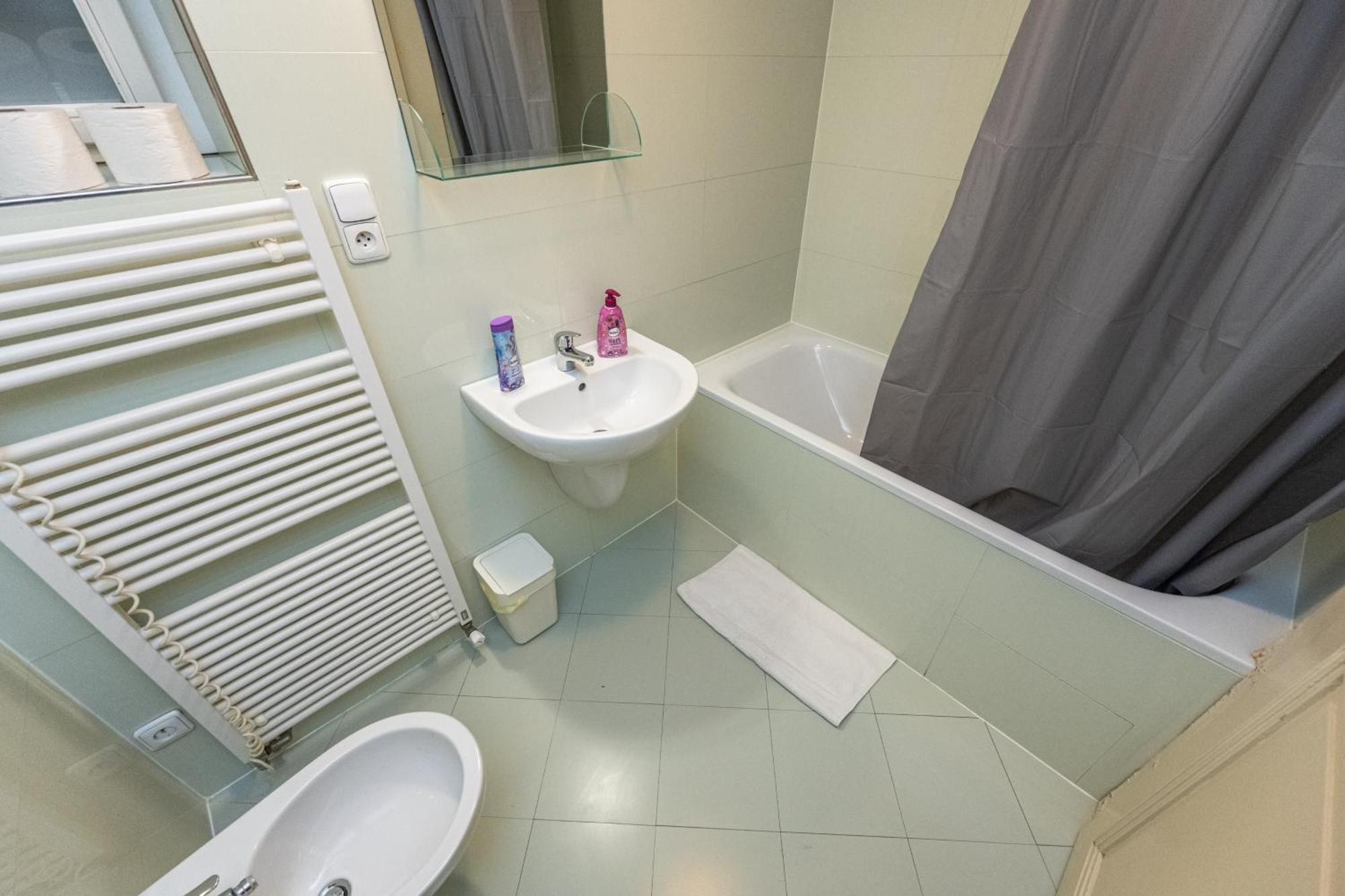 Jiriho Z Podebrad Apartments Prag Eksteriør billede