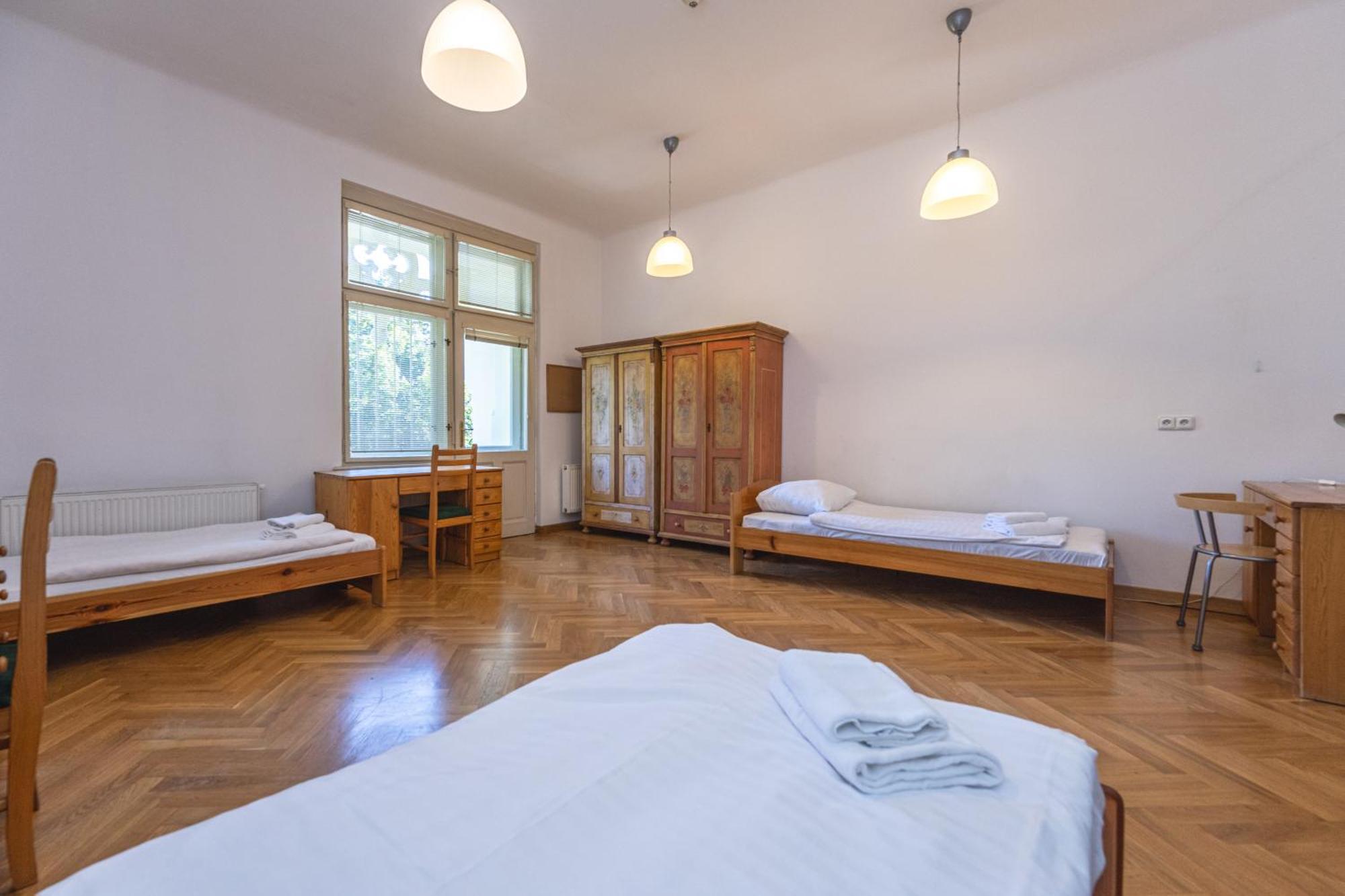 Jiriho Z Podebrad Apartments Prag Eksteriør billede